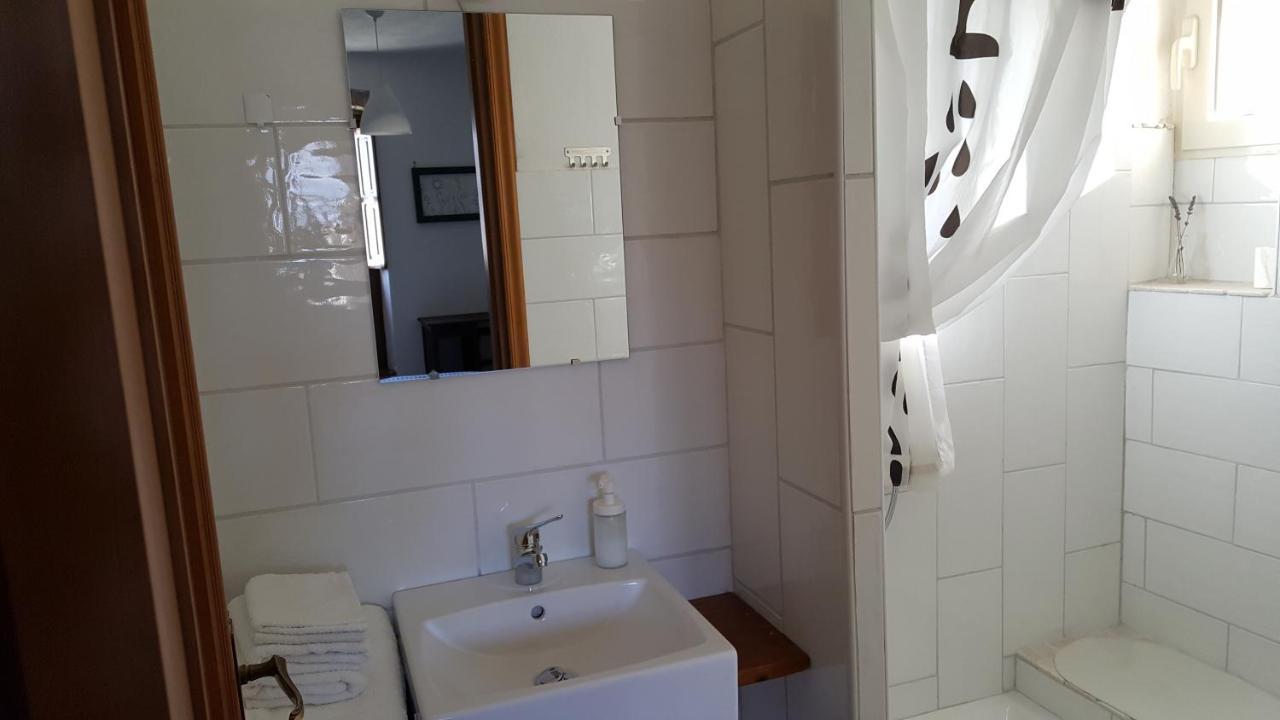 Elilu Room تشلانو المظهر الخارجي الصورة